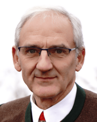 PETER SEITZ, Projektingenieur, 66, ehem. Gemeinderat, Tanzmeister im Trachtenverein, Akkordeonspieler
