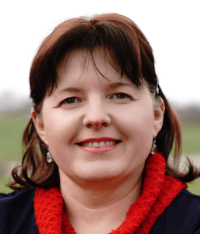 VIKTORIIA PLANINIC, Lehrerin, 44, verheiratet, 1 Kind, Künstlerin, ATSV Schwimmen, Autoteilerin